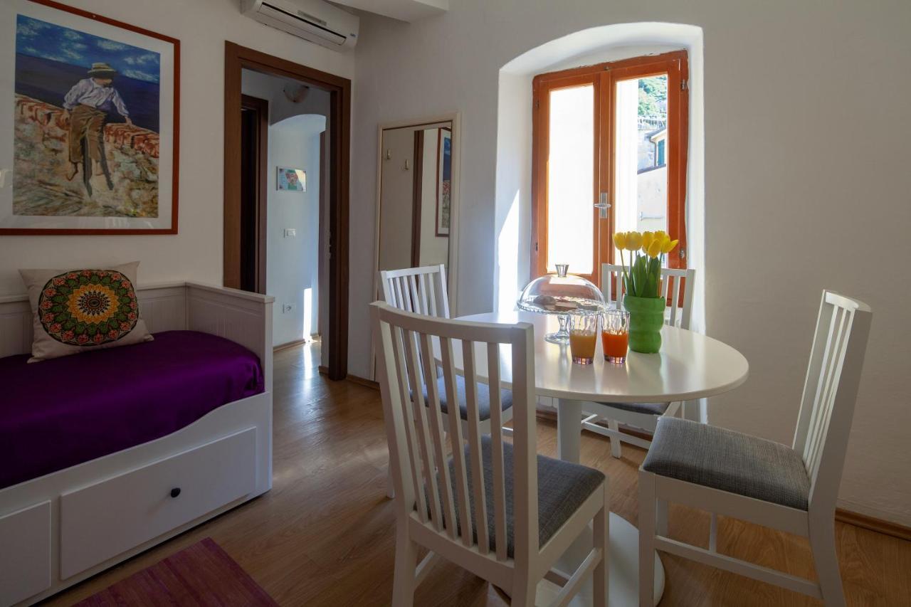Shanti 1 - Terrace Apartment Рио Маджоре Екстериор снимка