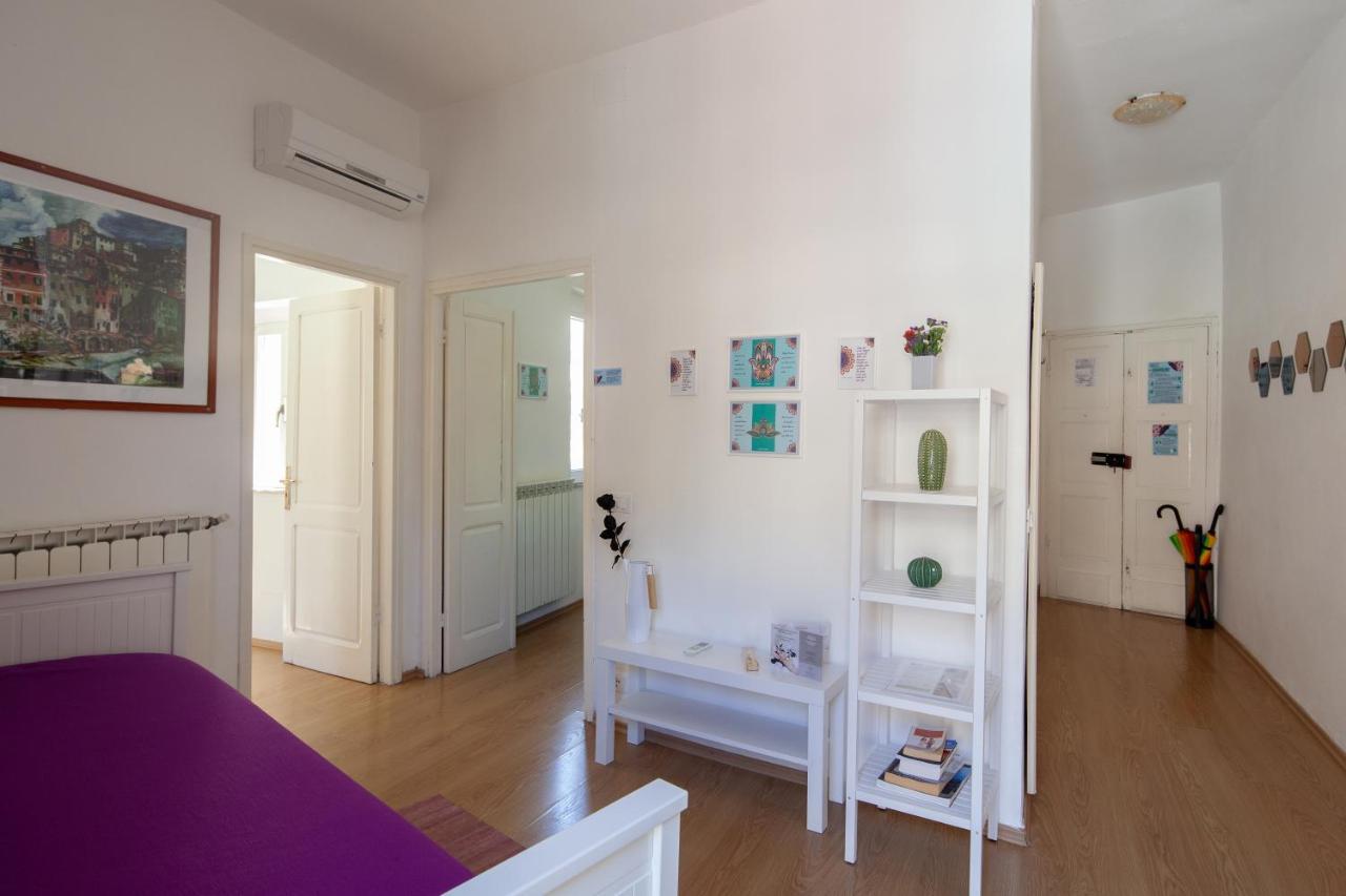 Shanti 1 - Terrace Apartment Рио Маджоре Екстериор снимка